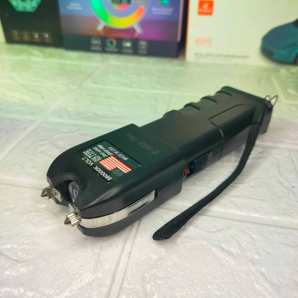 928 Type stun gun with a built-in flashlight